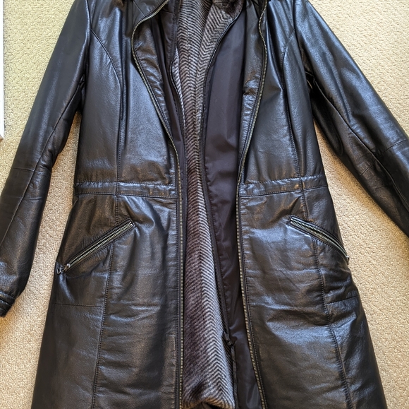 Danier Leather Fur Lined Jacket - Picture 3 of 9